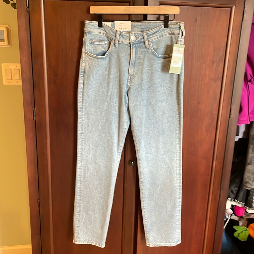 H&M size 31 x 32 jeans